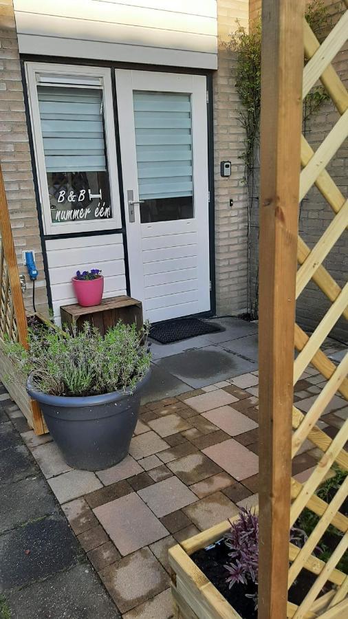 Gastenverblijf Nummer 1 Sommelsdijk Kültér fotó
